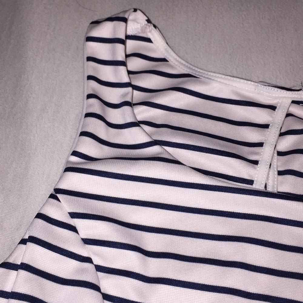 Style Rack white& Blue lines contrast - Picture 4 of 6