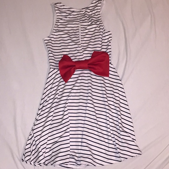 Style Rack white& Blue lines contrast - Picture 3 of 6