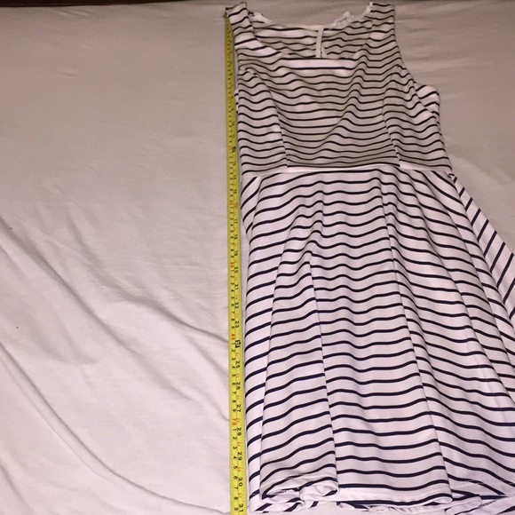 Style Rack white& Blue lines contrast - Picture 6 of 6