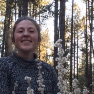 Meet your Posher, Charis