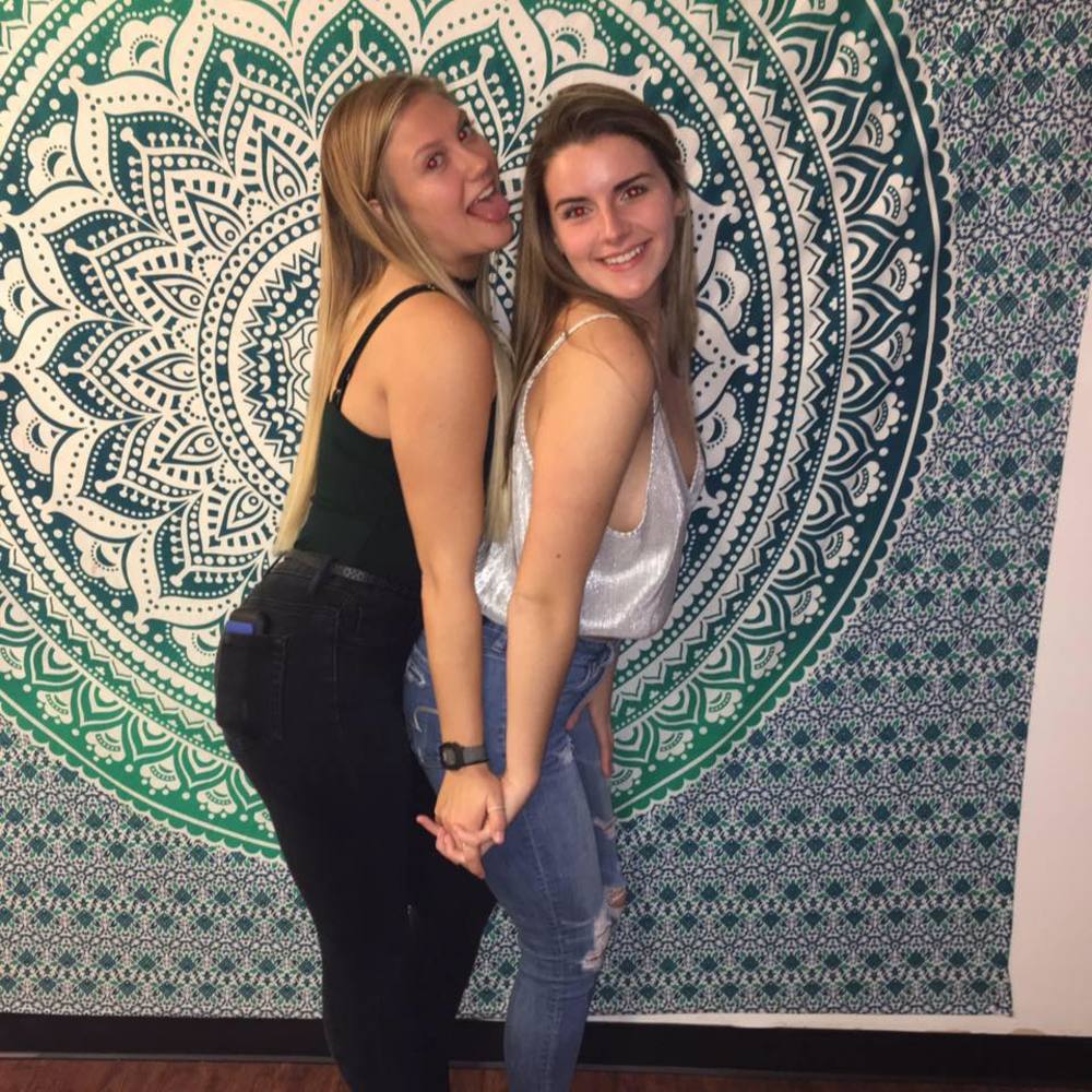 Meet your Posher, Jenna