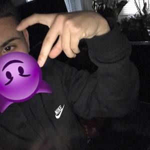 Meet your Posher, Roberto