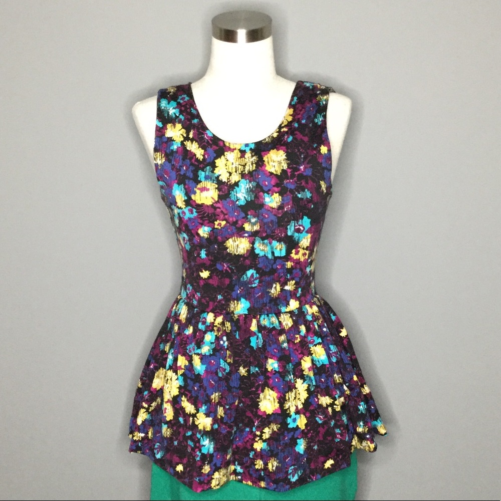 Floral Sleeveless Peplum Top