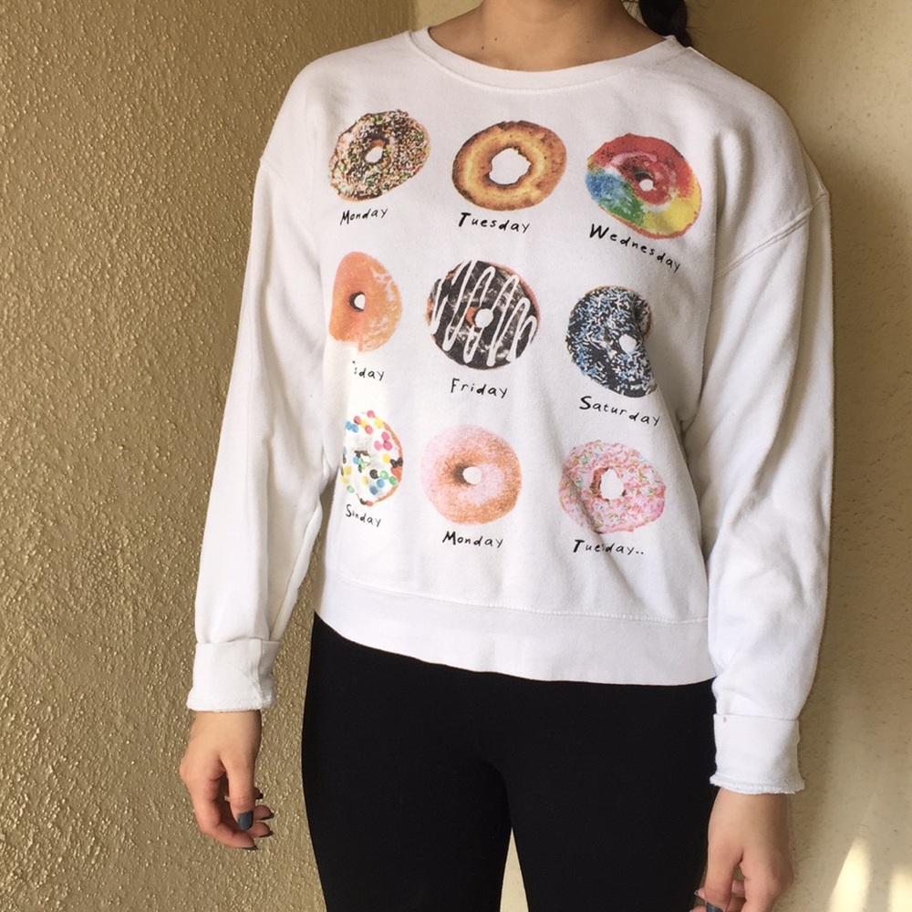 Donut sweater