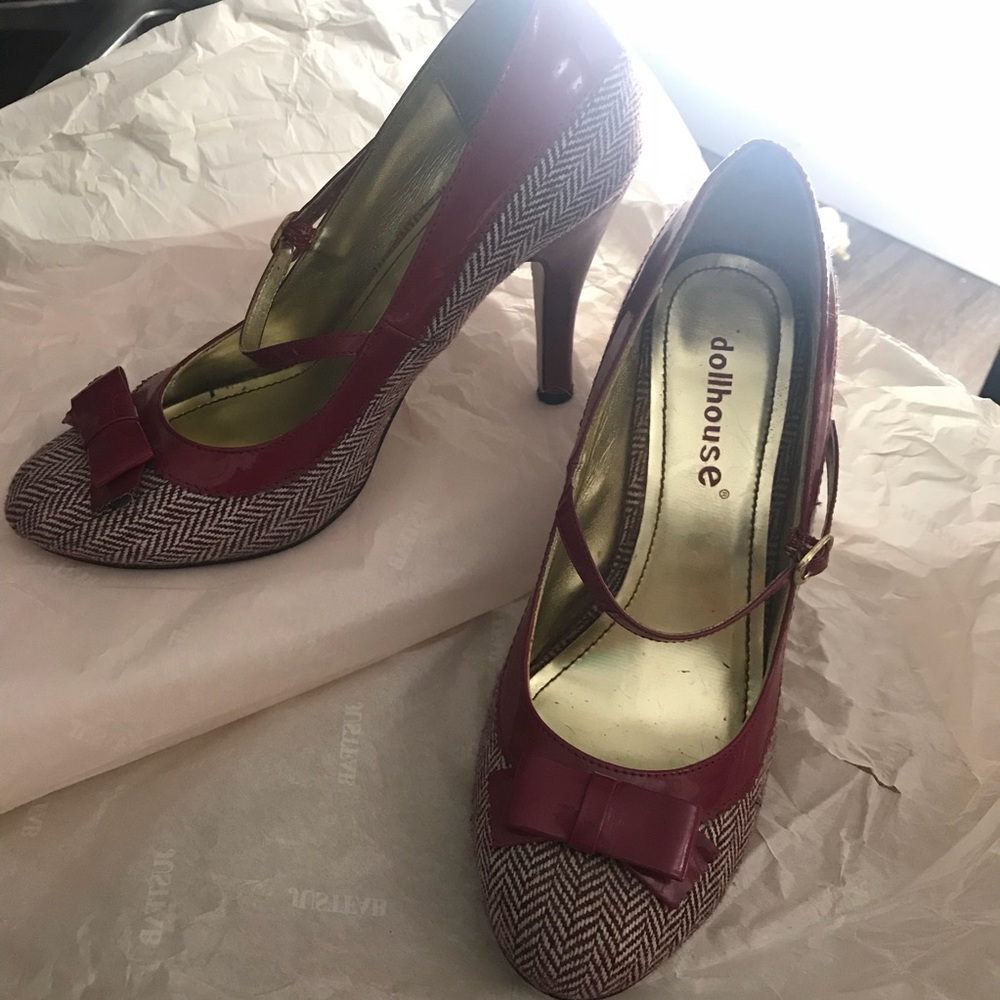 Dollhouse red herringbone bow heels