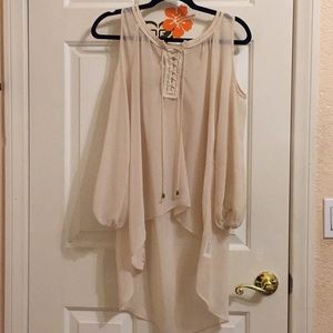 Peasant blouse with shoulder cuts