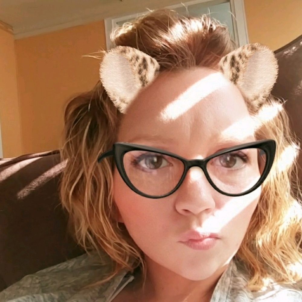 Meet your Posher, Taila