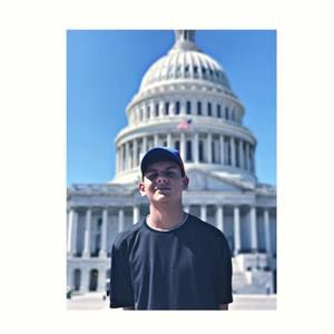 Meet your Posher, Javier