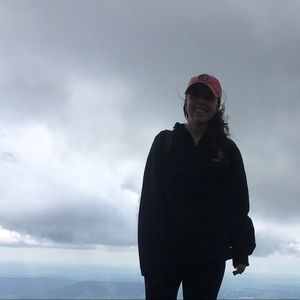 Meet your Posher, Suzanne