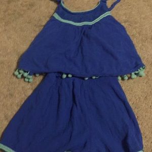 I am selling a bule jumpsuit