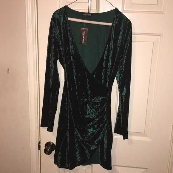 Fashion nova dress - Picture 2 of 3