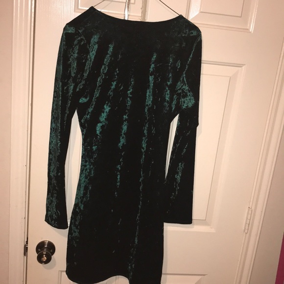 Fashion nova dress - Picture 3 of 3