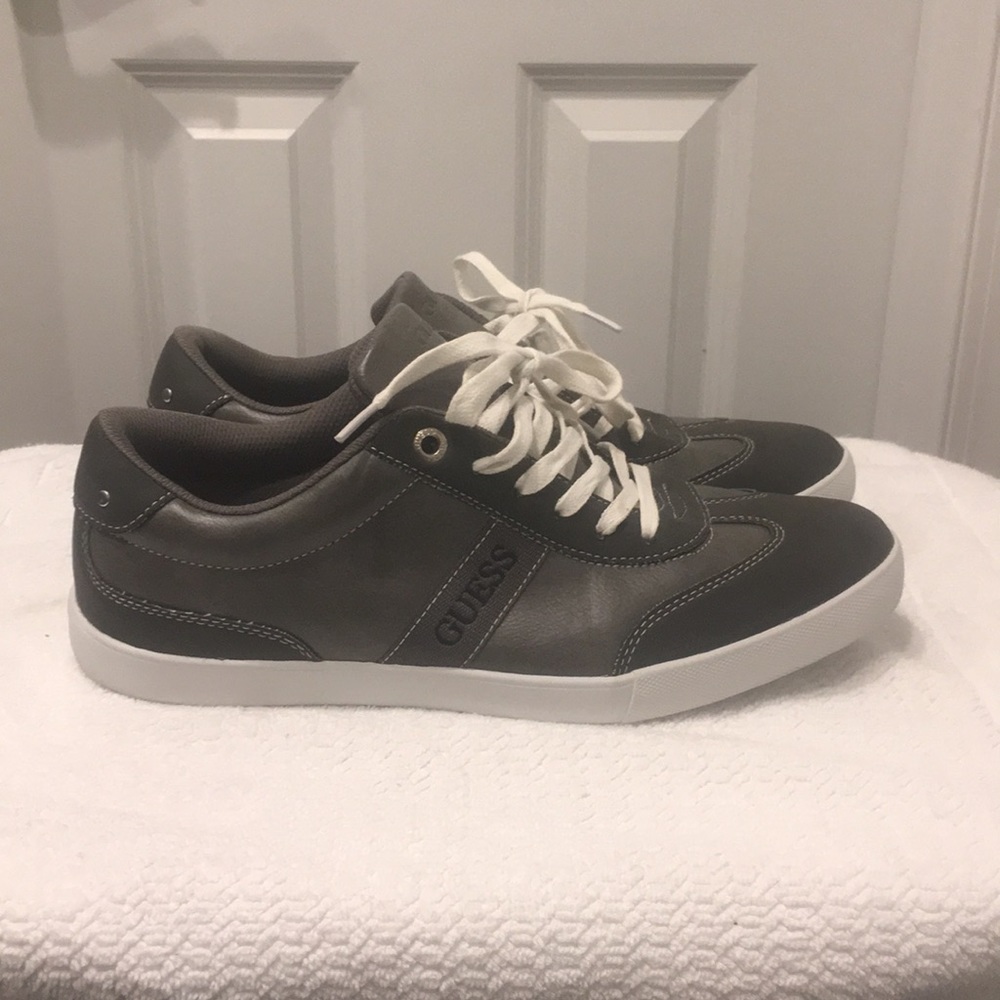 Guess Mgjerin Gray Leather Sneakers Men’s Size 12
