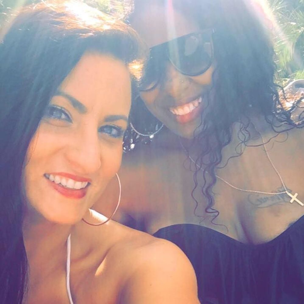 Meet your Posher, Kendra