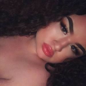 Meet your Posher, Karlee