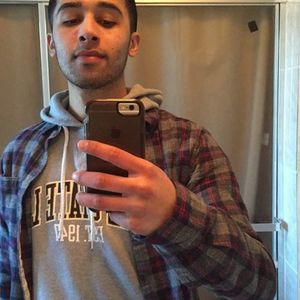 Meet your Posher, Juan