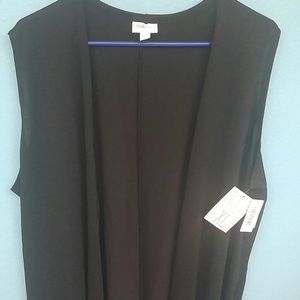 NWT. LuLaRoe XL Joy. True black solid.