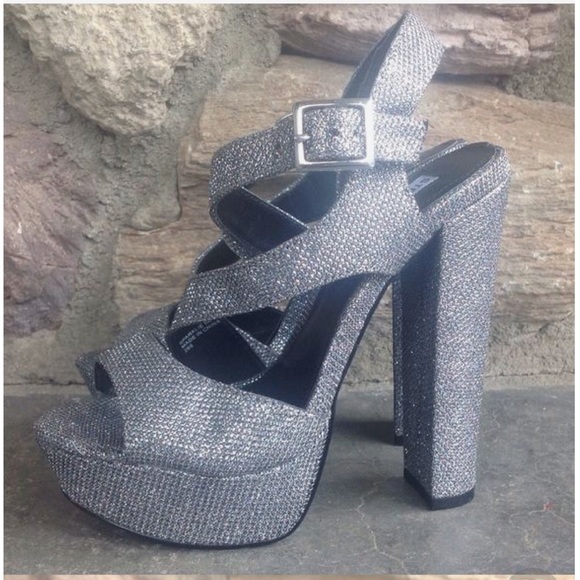 Chunky Heel Silver Platform Sandal - Picture 6 of 7