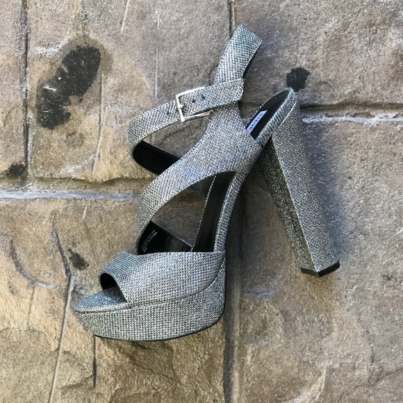 Chunky Heel Silver Platform Sandal - Picture 5 of 7