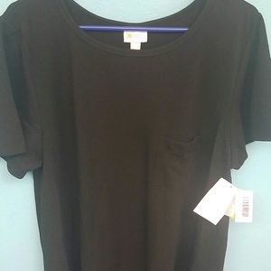 NWT. LuLaRoe 2XL Carly. Solid black.