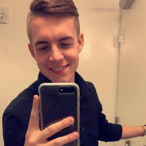 Meet your Posher, Justin