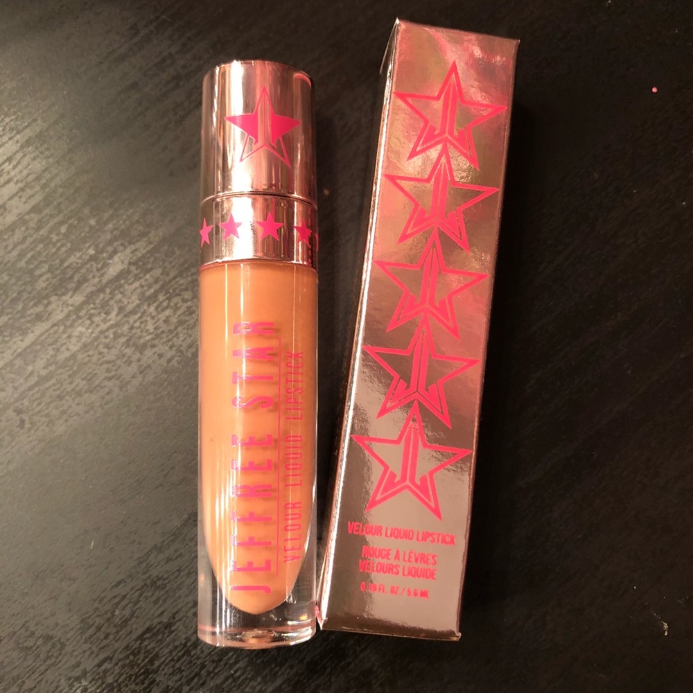 Jeffree Star liquid lip in Hunty