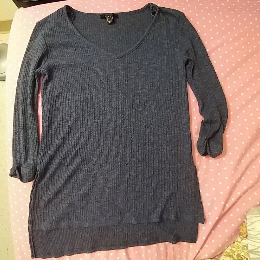 V-neck sweater from Atmosphere