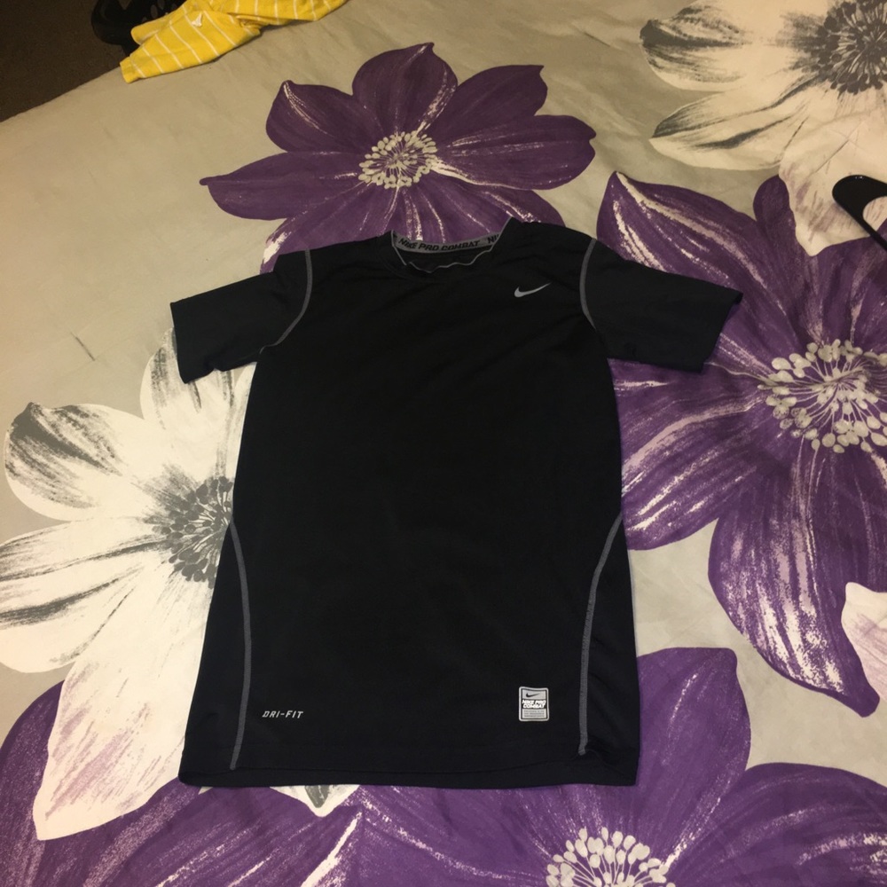 Nike pro combat