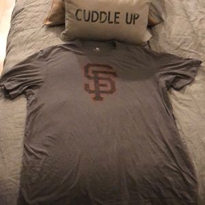 SF Giants men’s t-shirt