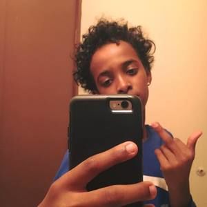 Meet your Posher, Moe