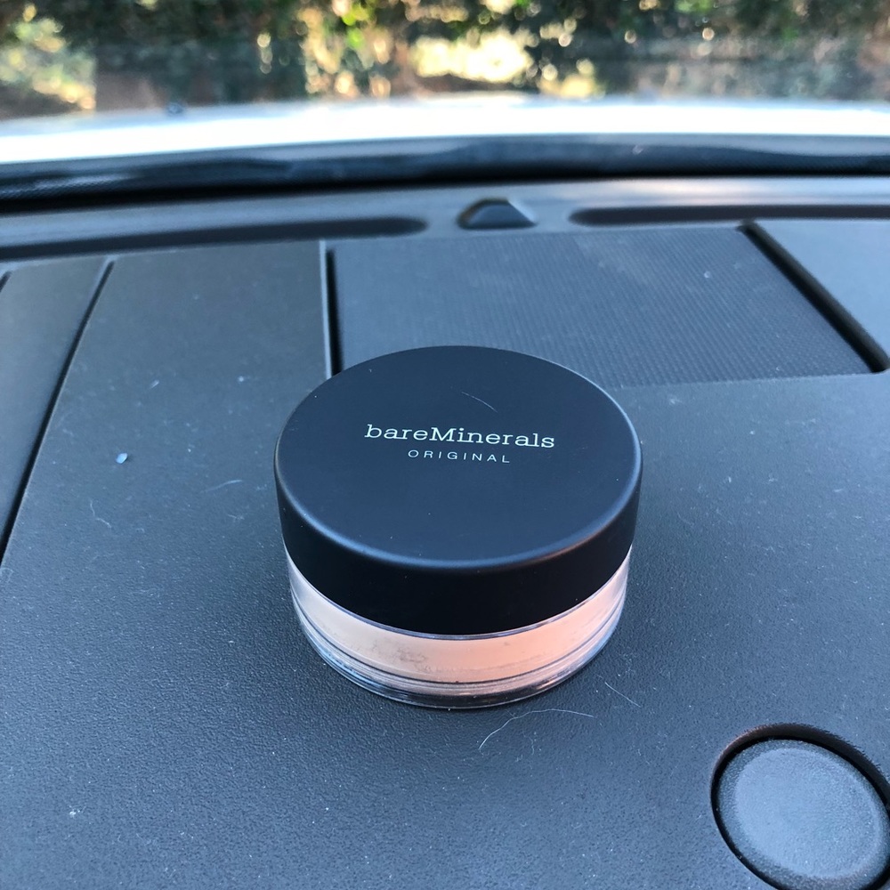 bareMinerals original Foundation fairly light