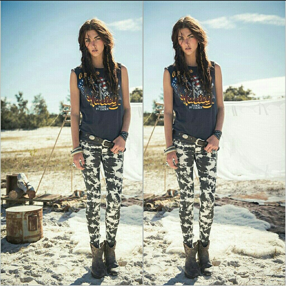 Spell Designs Tie Dye leggings with zippers size 6