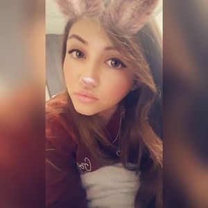 Meet your Posher, Jazmin