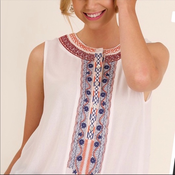 Embroidered Sleeveless Shark-bite Hem Tunic - Picture 6 of 8