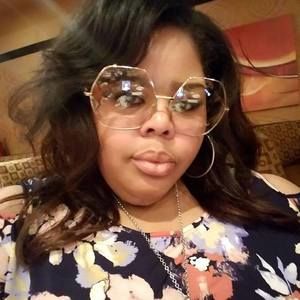 Meet your Posher, Robyn