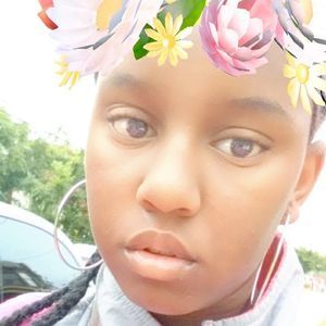 Meet your Posher, Laila