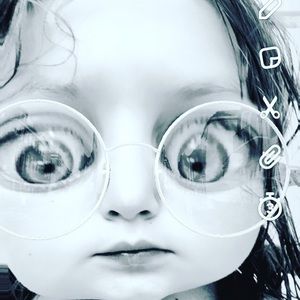 Meet your Posher, Alexis