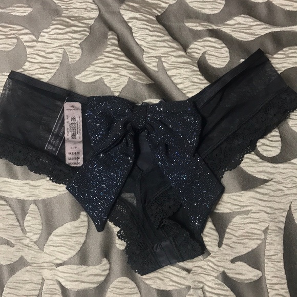 π 2 for $25π Victoria Secret Cheeky with bow - Picture 2 of 3