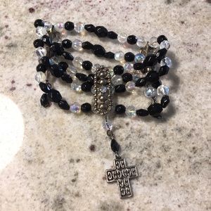 Vintage Black and White Stretchable bracelet