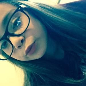Meet your Posher, Ava