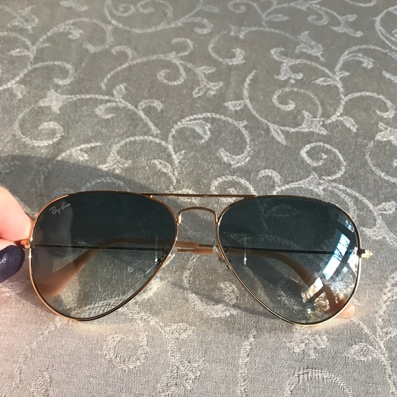 💥SOLD Authentic Ray-Ban Blue Gradient Aviator - Picture 2 of 7