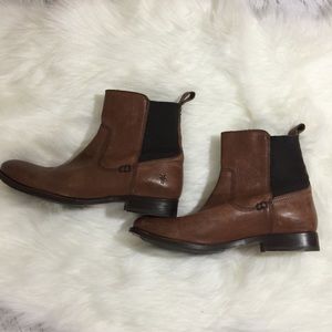 FRYE Chelsea Erin Distressed Booties