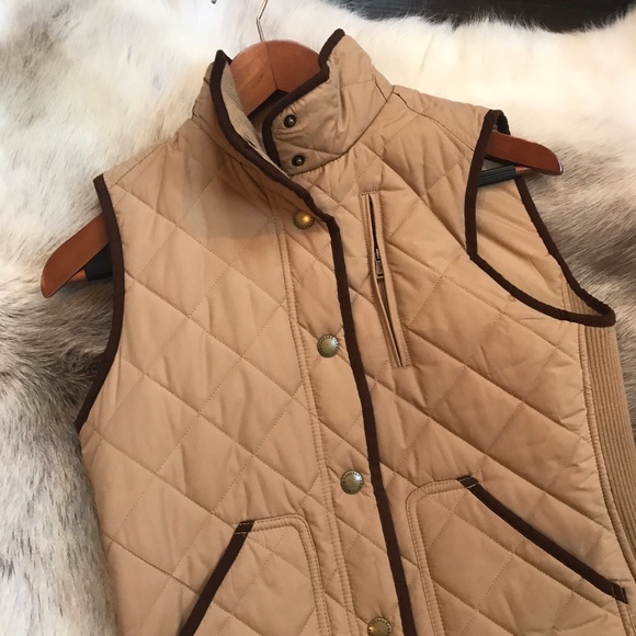 EUC Quilted Vest - Picture 3 of 6