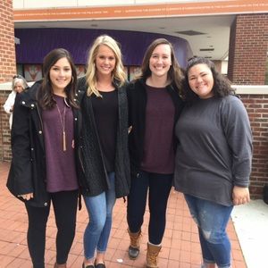 Meet your Posher, Haley