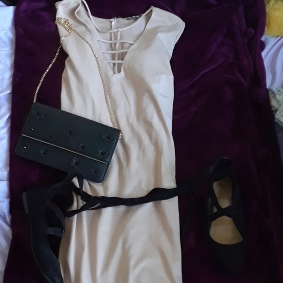 Long Sleeve Bodycon Dress - Picture 5 of 5