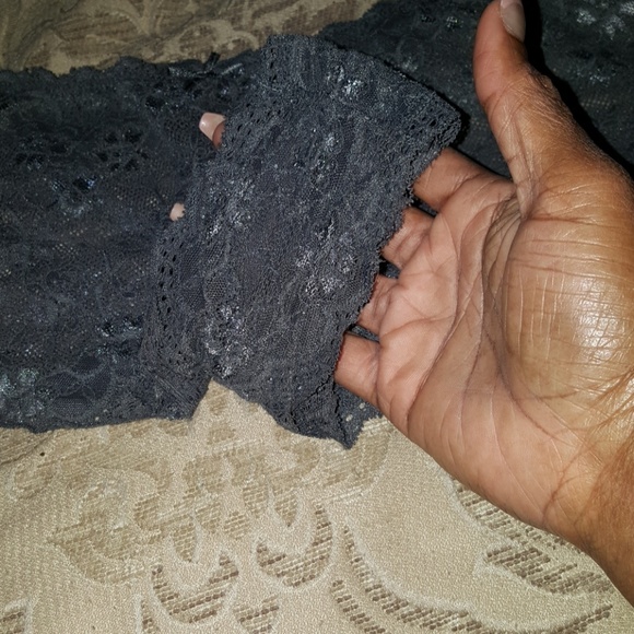 SOLD.  2 pair lace cheeky panties - Picture 6 of 6