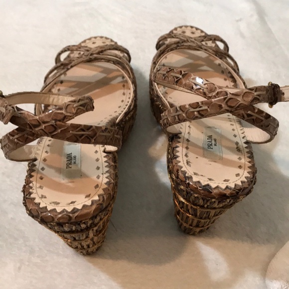 Prada brown wedge - Picture 4 of 5