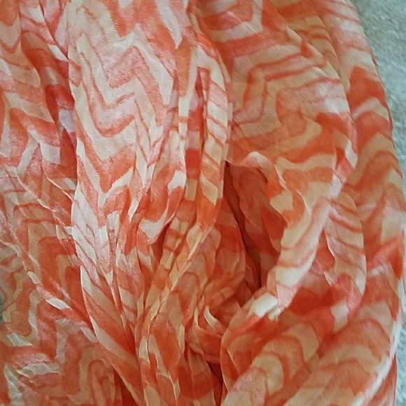 Fun Fashionable Infinity Scarf bundle - Picture 4 of 4