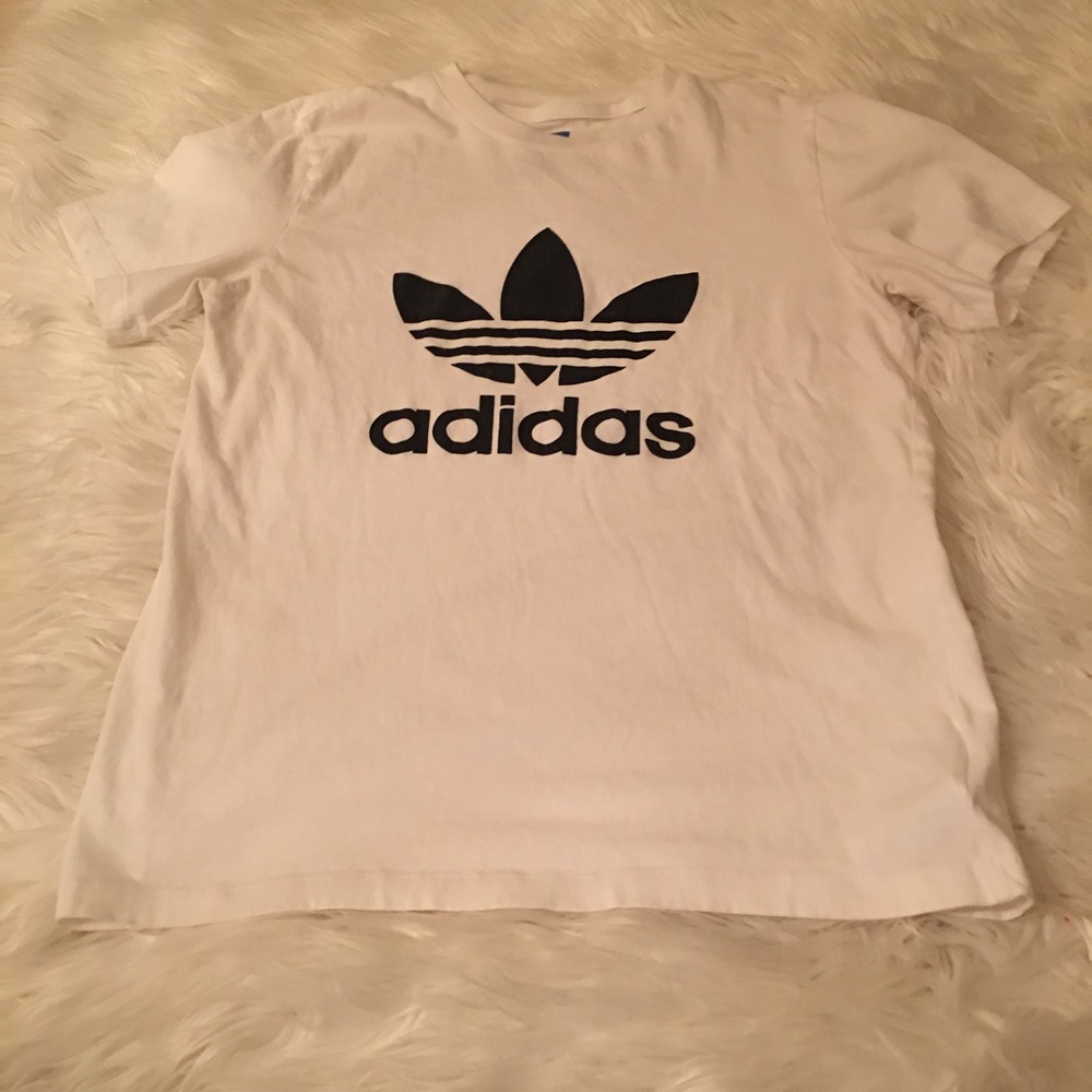 Adidas boys treifol tee size large