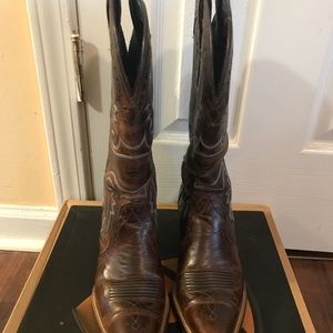 Ariat Heritage western cowboy boots